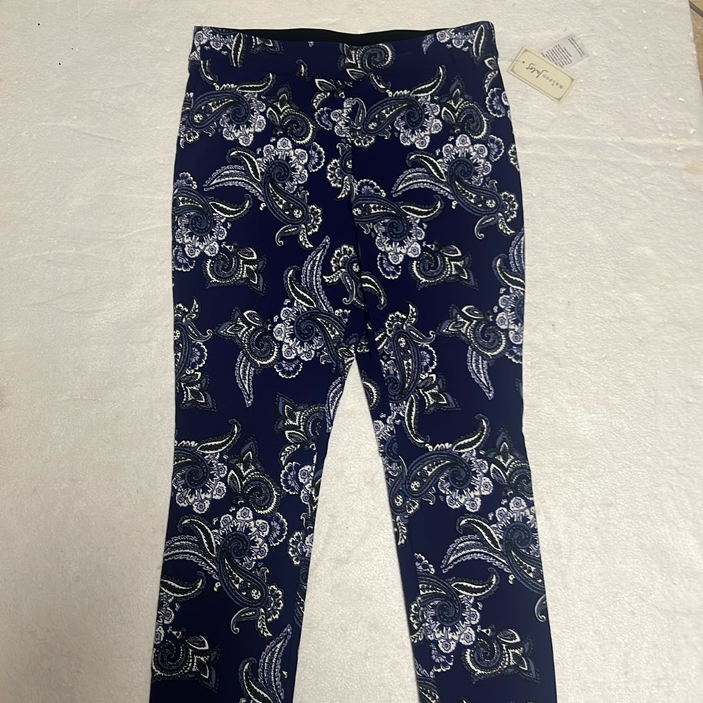 🆕 Maison Jules Macys blue paisley floral print ankle stretch pants